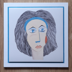 Photo de la décoration murale "Dame au bandeau bleu", carreau de céramique peint à la main