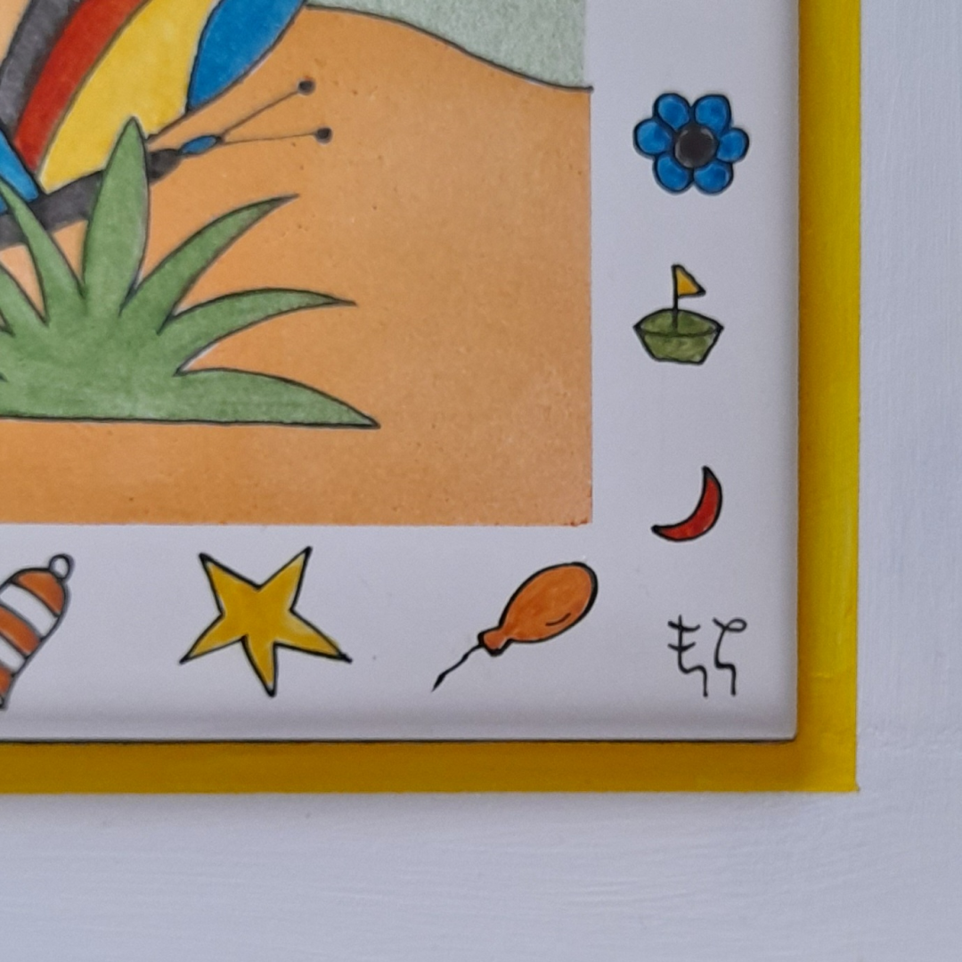 Détail des couleurs de la décoration murale "L'oie blanche", carreau de céramique peint à la main