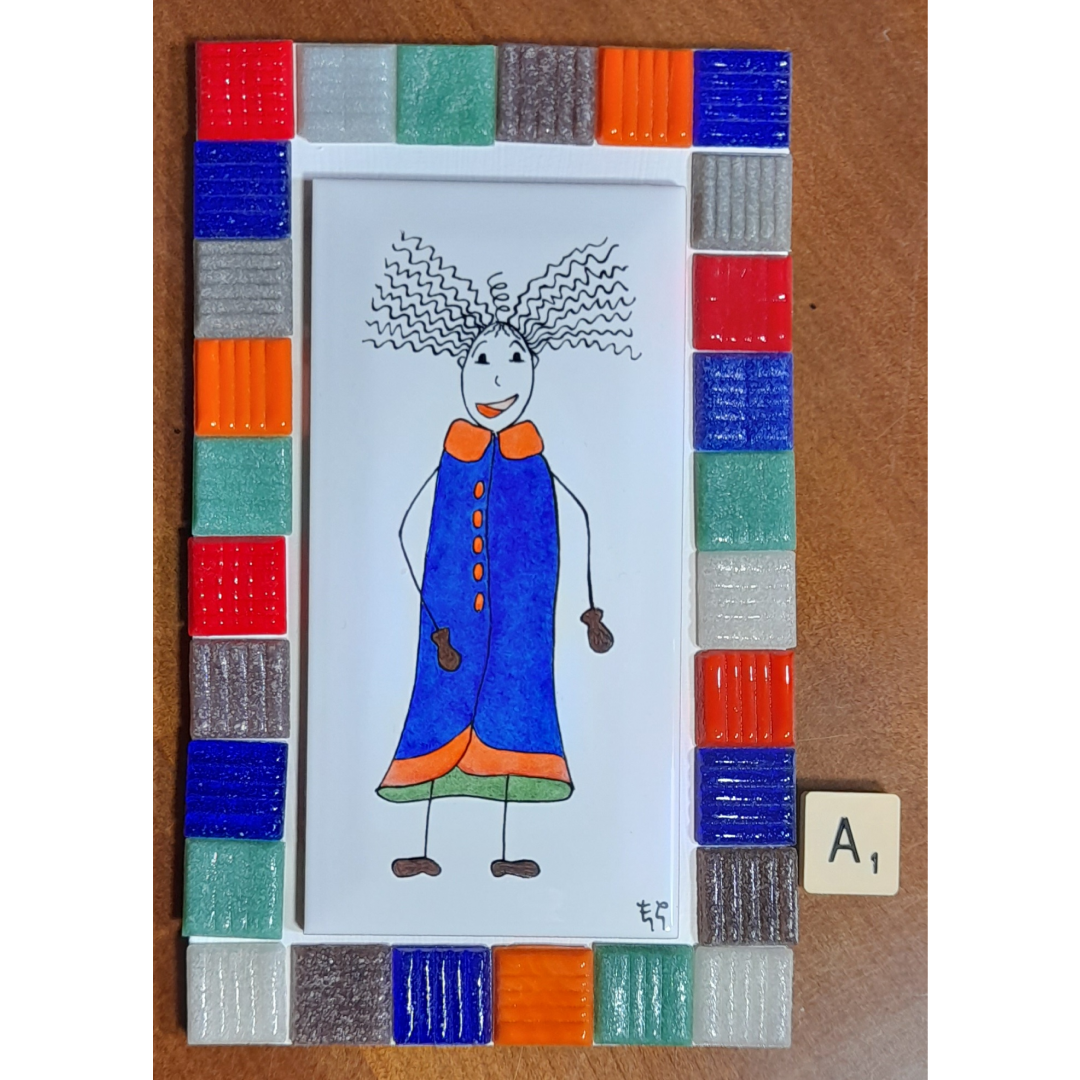 Figurine fille A1 – Image 4